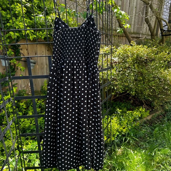 Retro Style Polka-dot Dress - Picture 5 of 10